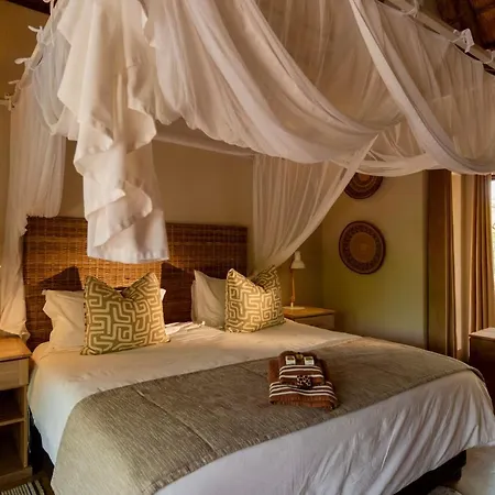 Giraffe Lodge Hoedspruit Buitenkant foto