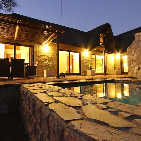 Giraffe Lodge Hoedspruit Buitenkant foto